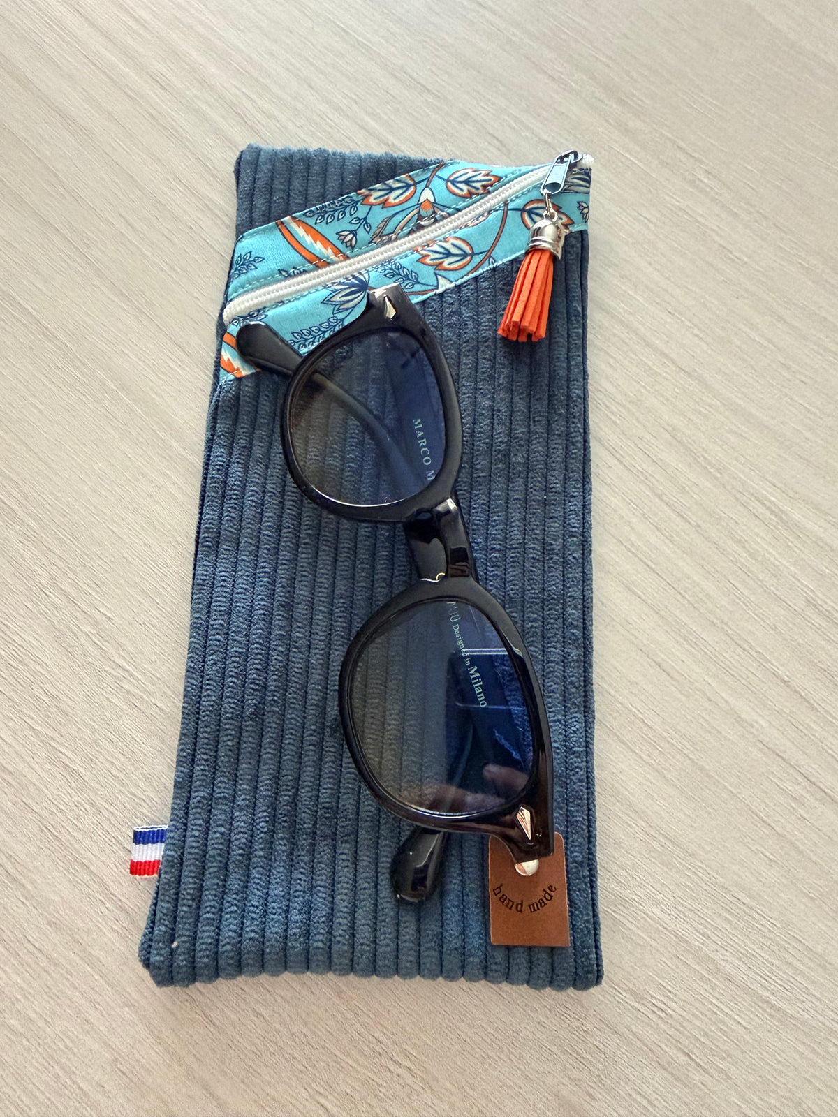 Étui à lunettes Velours Côtelé Bleu Canard & Motif – Le Petit Atelier 27