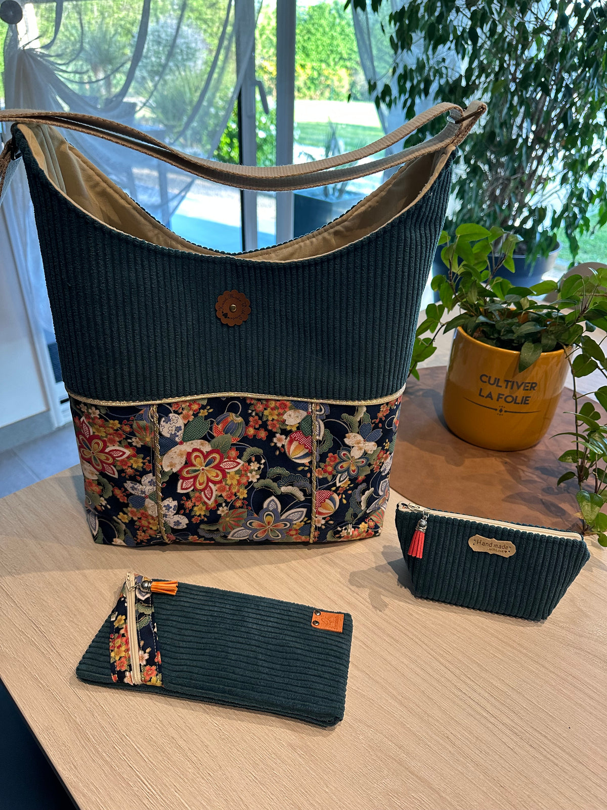 Ensemble Sac à Main, Étui à Lunettes & Porte-Monnaie Velours Côtelé | Le Petit Atelier 27