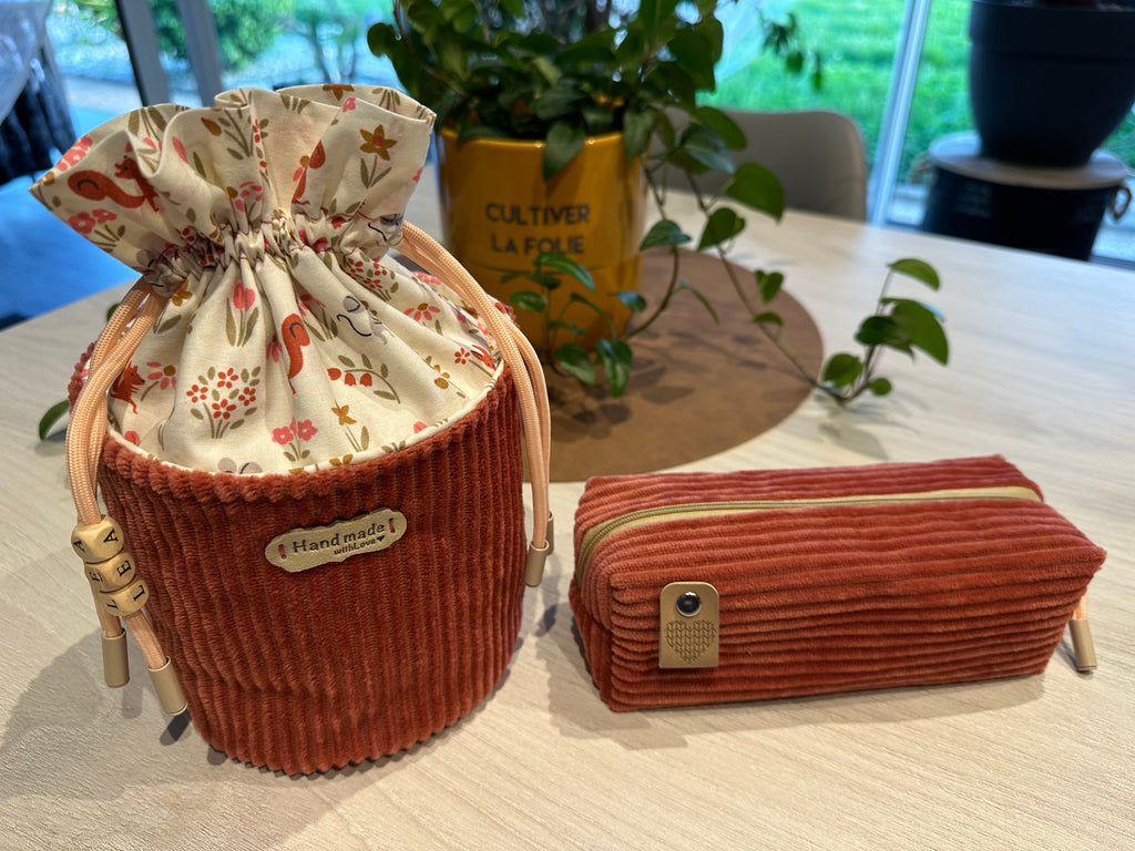 Pochon & Trousse d'Écolier en Velours Côtelé – Fait Main Enfant | Le Petit Atelier 27