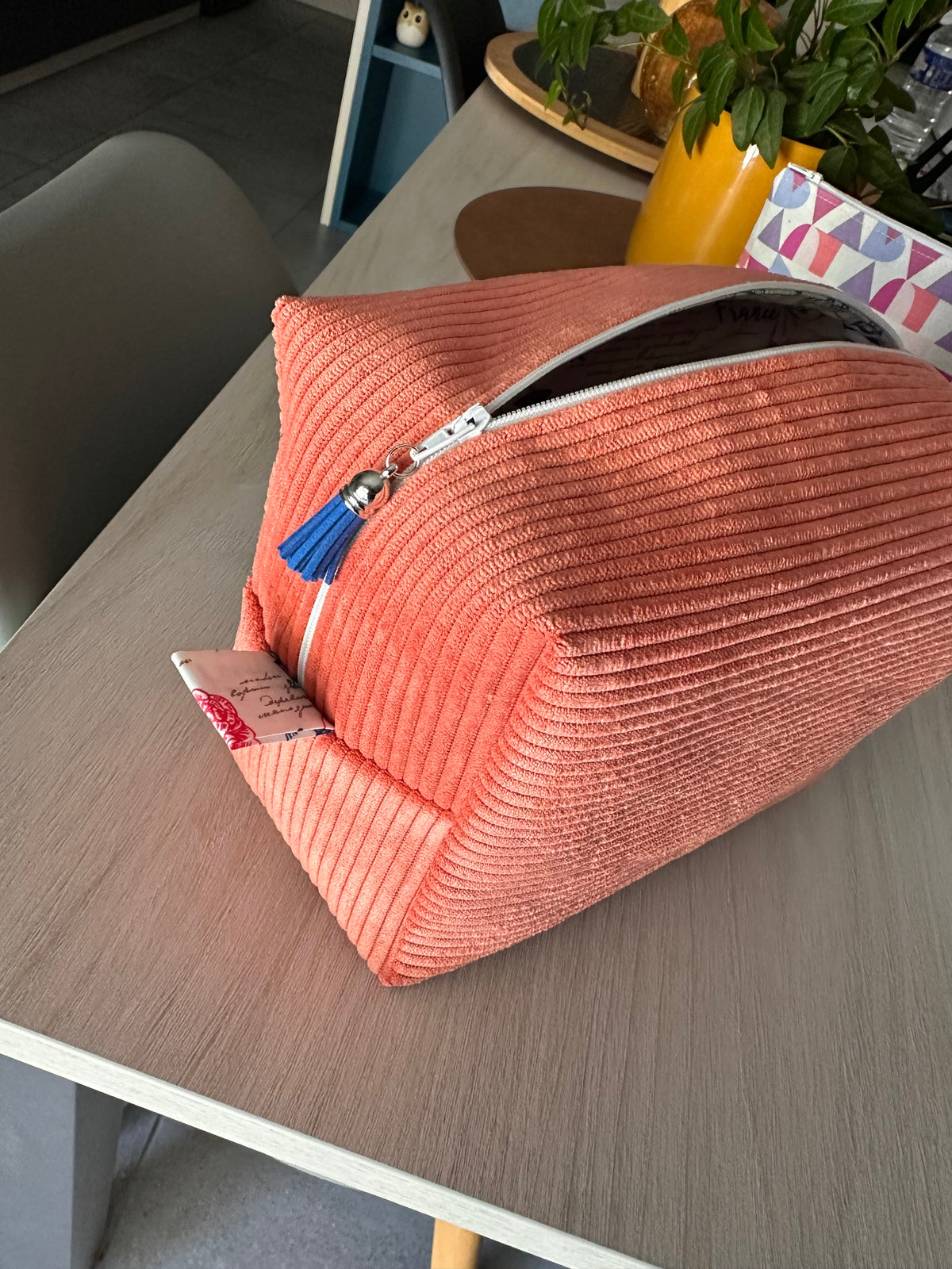 Ensemble Grande Trousse de Toilette & Pochette Assortie – Velours Côtelé | Le Petit Atelier 27