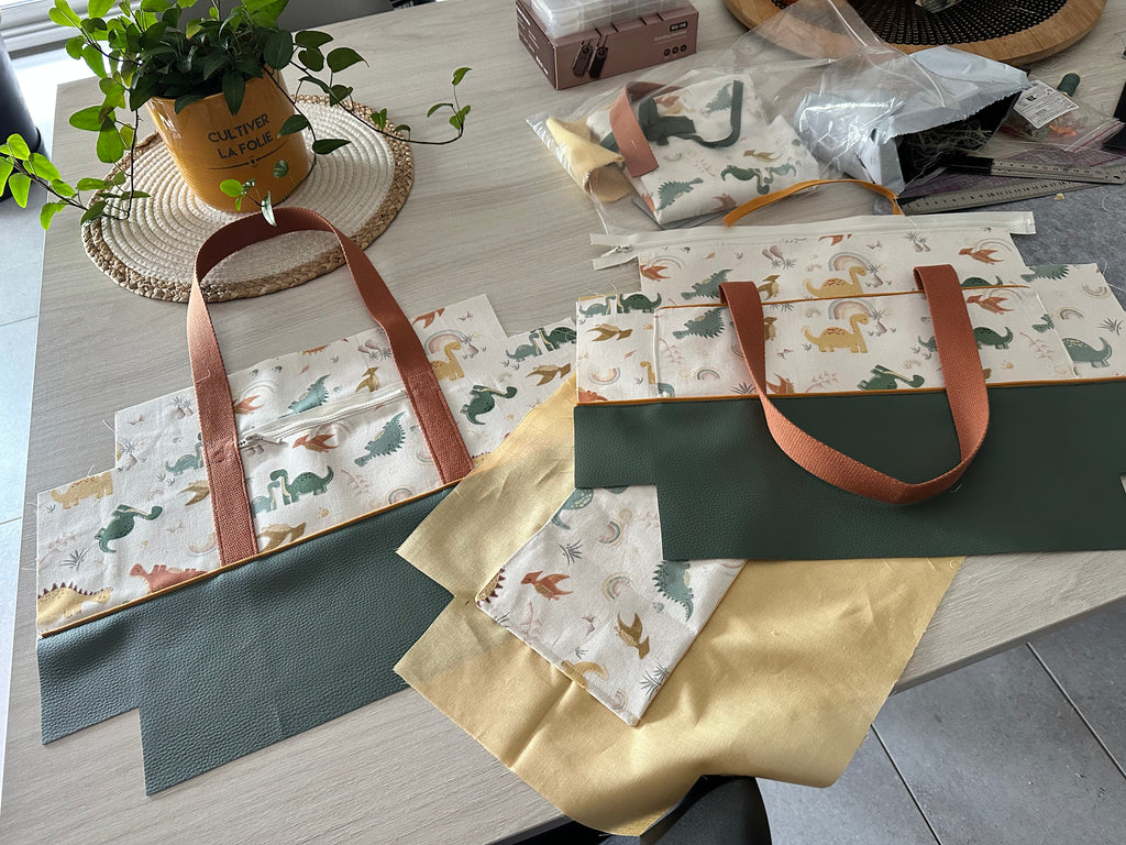 Petit Sac Week-End Simili Cuir – 34x14x21 cm, Fait Main | Le Petit Atelier 27