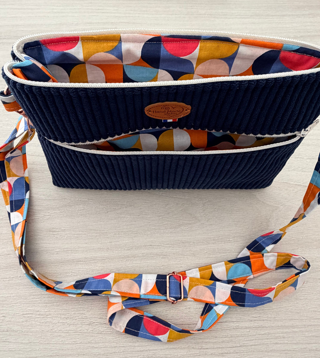 Petit Sac à Bandoulière en Velours Côtelé – Poche Zippée, Bandoulière Interchangeable | Le Petit Atelier 27