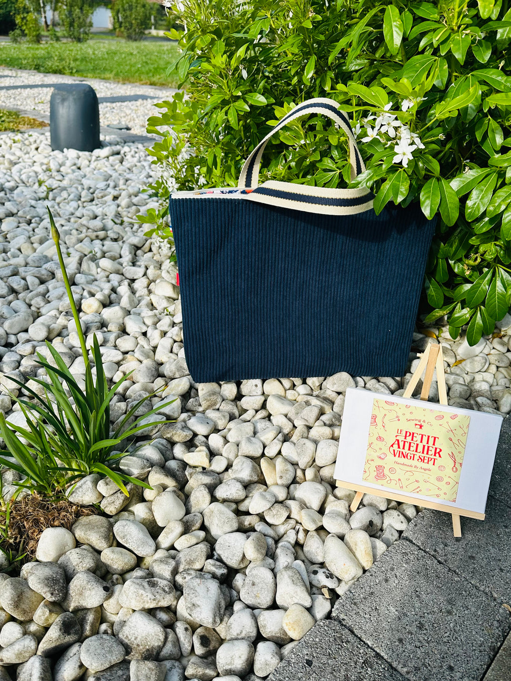 Sacoche Ordinateur Bleu Marine – Tissu Japonais & Bandoulière, Sur Mesure | Le Petit Atelier 27