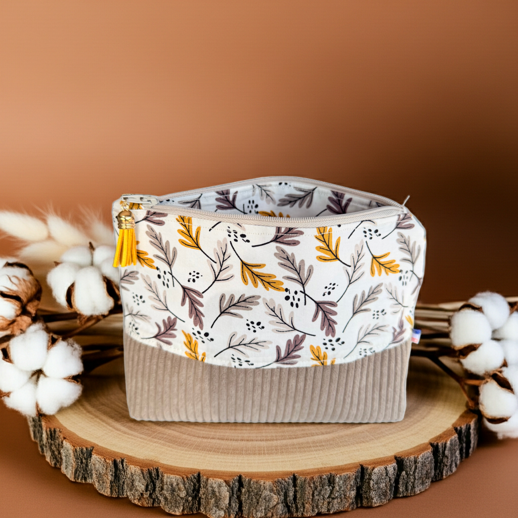 Pochette "Zippée haute" Velours Côtelé Taupe & Motif Branche – Le Petit Atelier 27