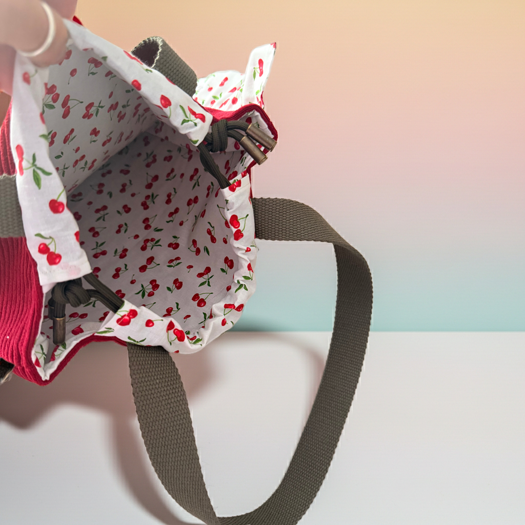 Sac Totebag Velours Côtelé Cerise Bordeaux & Coton Fleuri – Le Petit Atelier 27